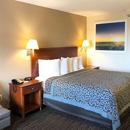 Days Inn By Wyndham Rio Rancho Extérieur photo