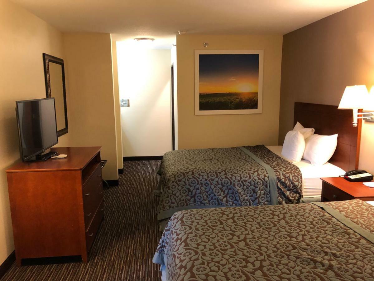 Days Inn By Wyndham Rio Rancho Extérieur photo
