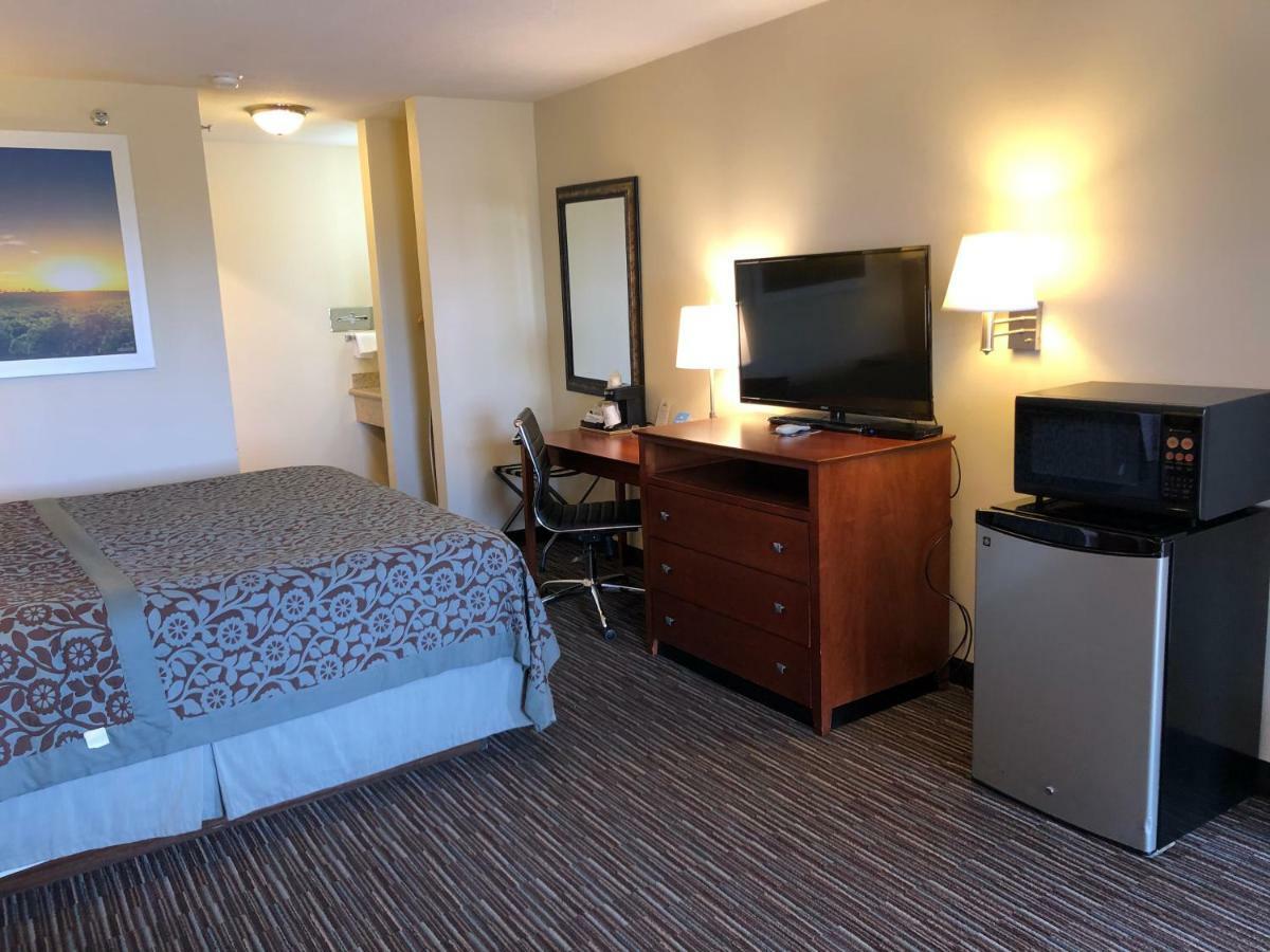 Days Inn By Wyndham Rio Rancho Extérieur photo